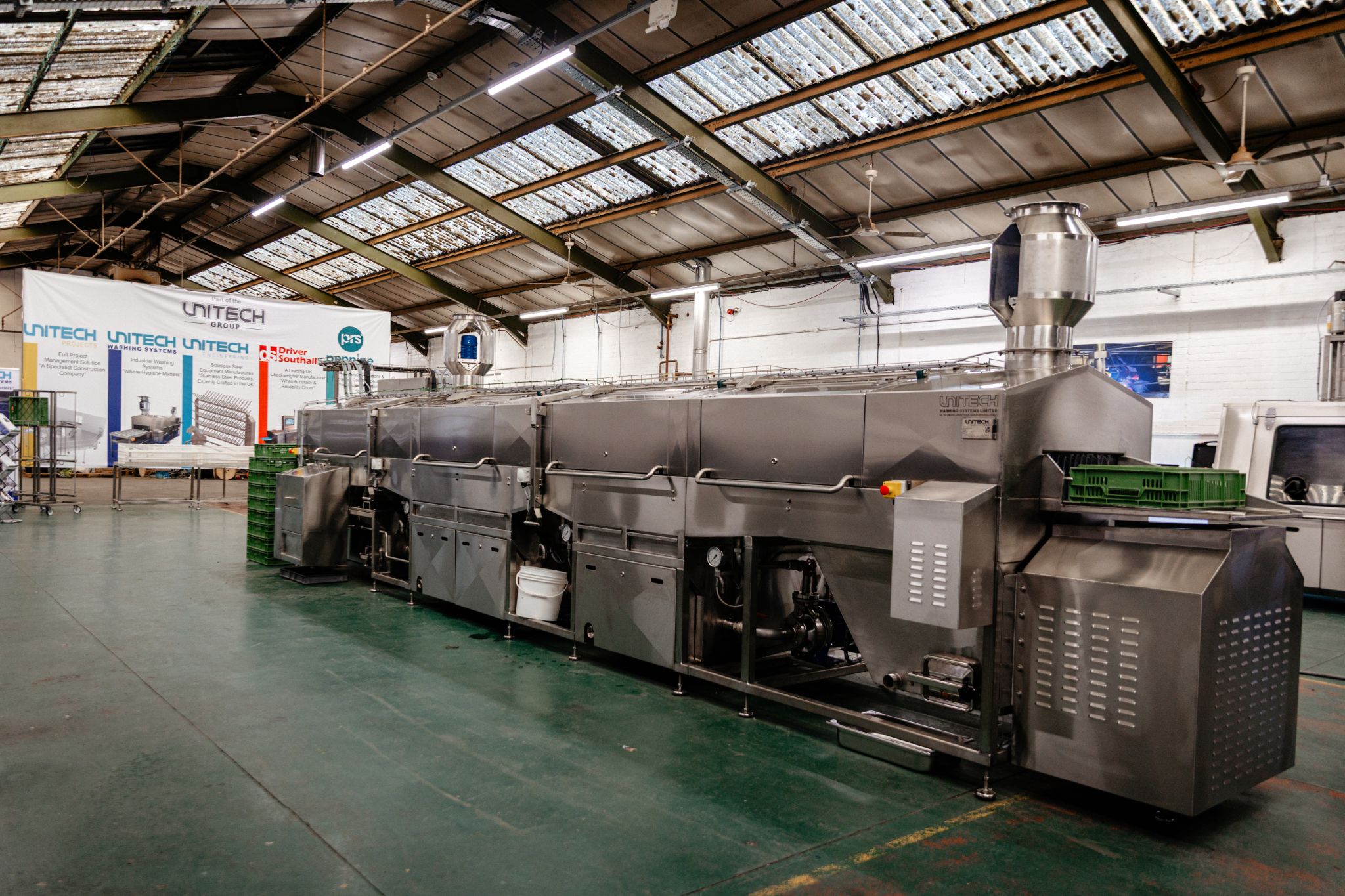 unitech pallet and tray washer